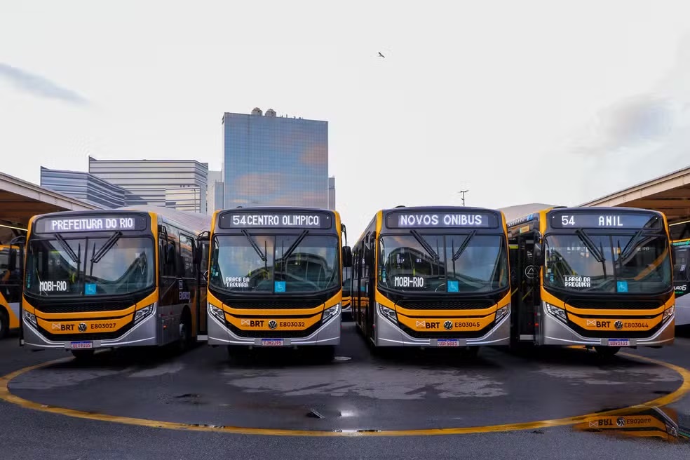 Nova linha do BRT começa a operar neste sábado (25) no Rio