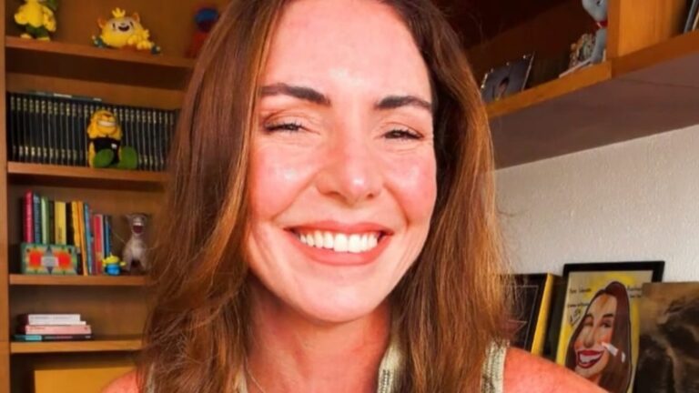 Glenda Kozlowski conta que foi internada após perder a força nas pernas