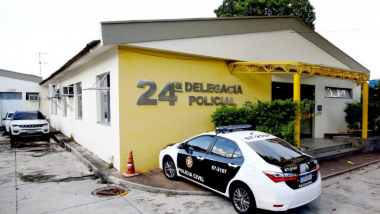 Criança de 3 anos é encontrada em carro roubado na Zona Norte do Rio