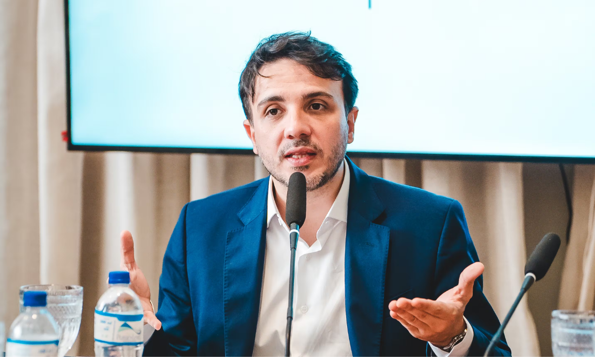 TSE suspende campanha digital de Renan Santos
