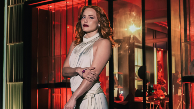 Ruiva poderosa! Letícia Colin muda o visual para viver nova fase de Adriana em 'Quem Ama Cuida'