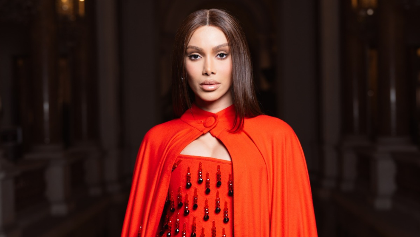 Anitta volta à Paris Fashion Week para terceiro desfile consecutivo no Le Défilé