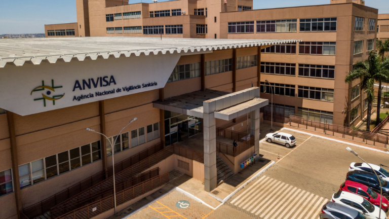 Anvisa manda recolher remédio falsificado usado contra câncer de mama