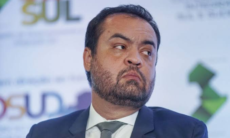 PF aponta vantagens a Castro em suposto esquema ligado à Refit