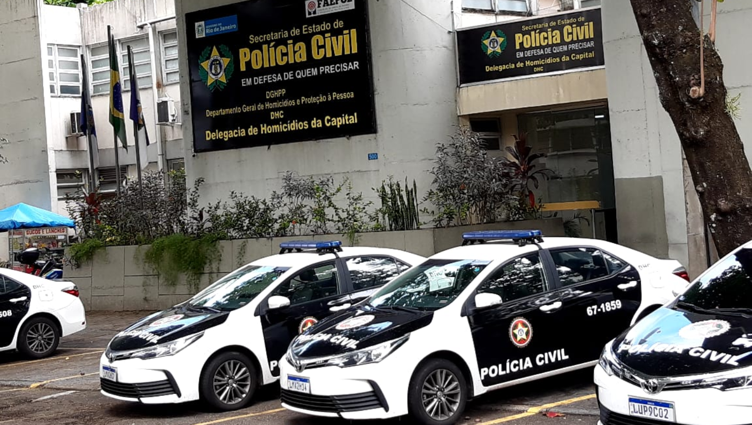 PM de folga reage a assalto e mata um no Rio