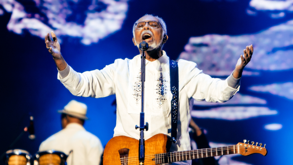 Elton John mostra por que é uma lenda da música em show repleto de clássicos no Rock in Rio