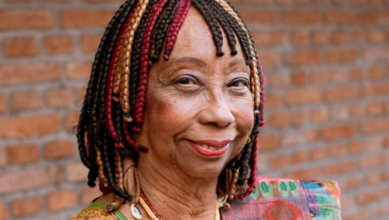 Biblioteca Maju Coutinho estreia agenda literária com a professora e escritora Helena Theodoro