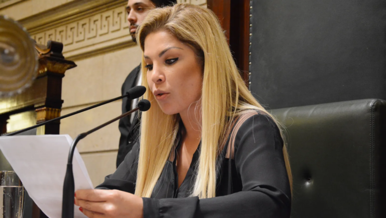 Veronica Costa, a Mãe Loira do Funk, tem prisão decretada pela Justiça do Rio