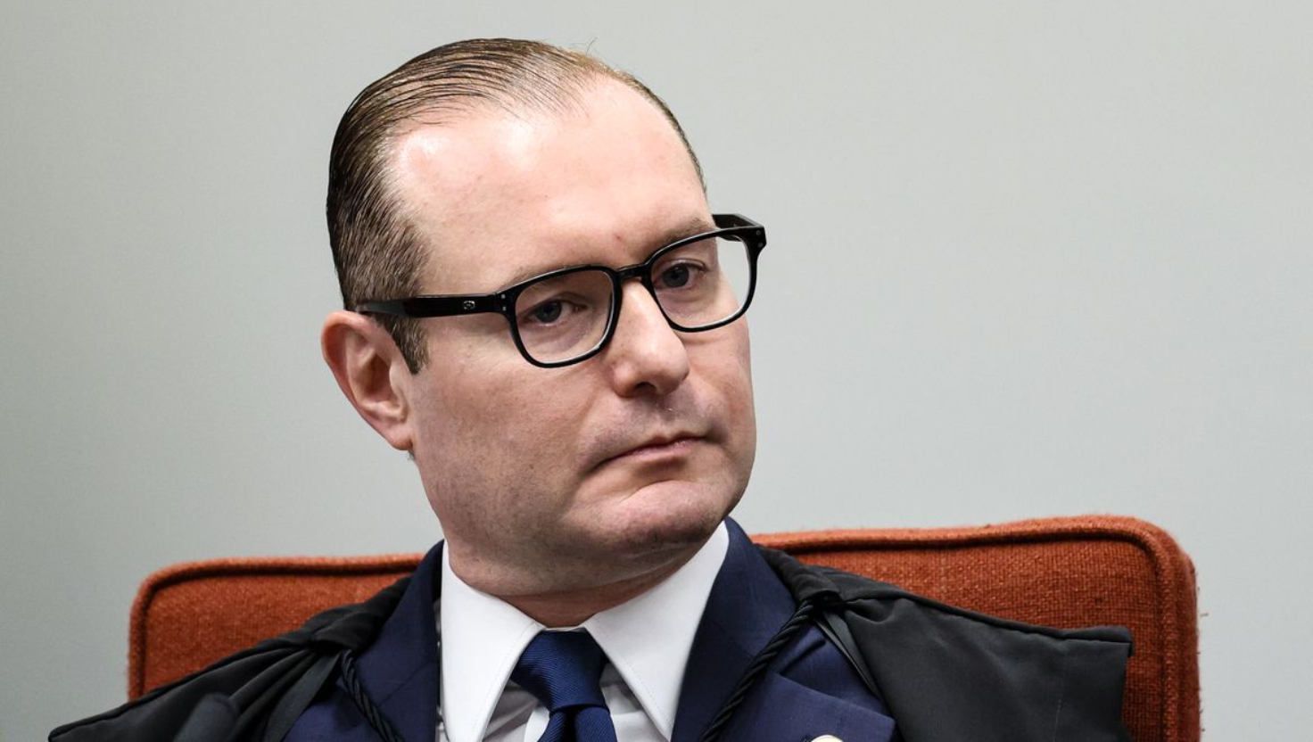 Zanin aciona STF após dados sigilosos aparecerem em candidatura de Deltan