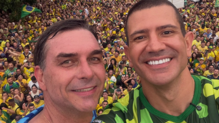 Governador eleito do Rio lamenta derrota de Flávio Bolsonaro, mas diz respeitar vontade popular