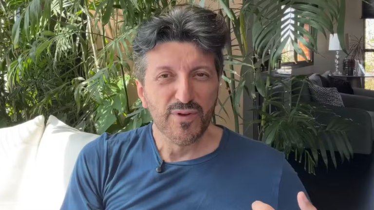 Influenciador Lito Sousa morre aos 59 anos após diagnóstico de doença rara