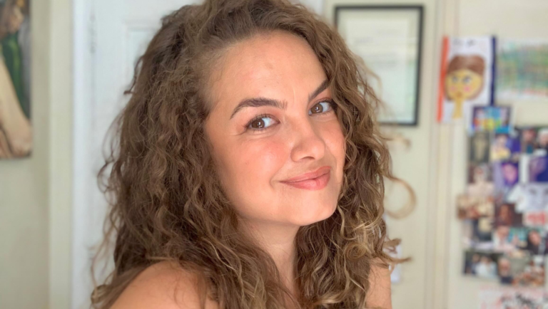 Velório de Lua Blanco, de ‘Rebelde’, será restrito a familiares e amigos no Rio