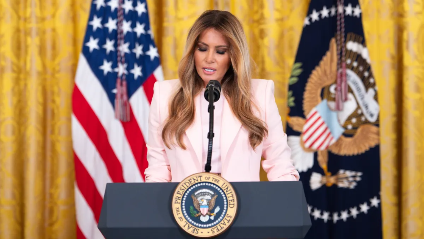 Casa Branca diz que Melania Trump negociou cessar-fogo em cidade da Ucrânia