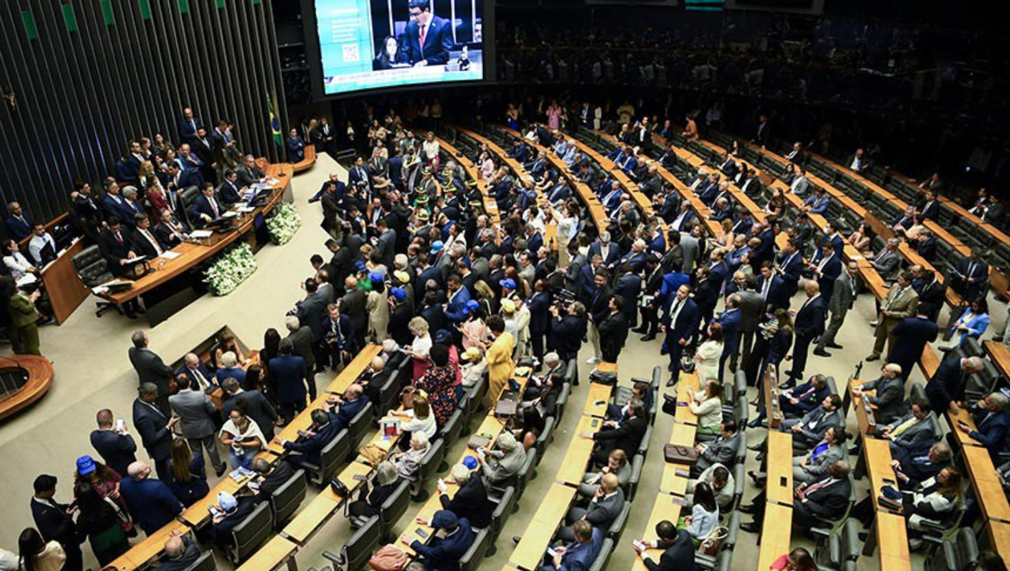 Senado vota PEC do fim da escala 6x1; veja os próximos passos